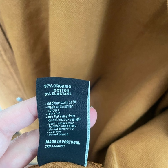 Finisterre Women's Yarrel Chore Jacket - Picture 8 of 8